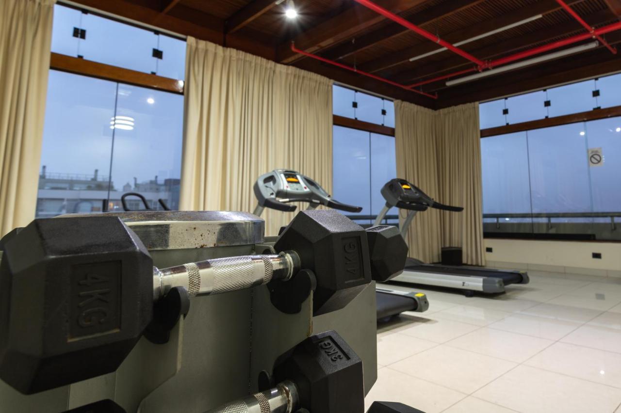 J&A Classic Hotel ليما المظهر الخارجي الصورة The gym at the hotel