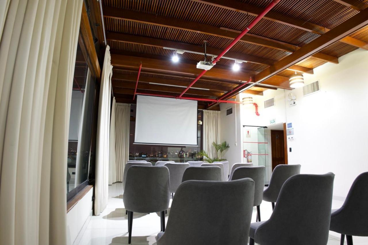 J&A Classic Hotel ليما المظهر الخارجي الصورة The boardroom