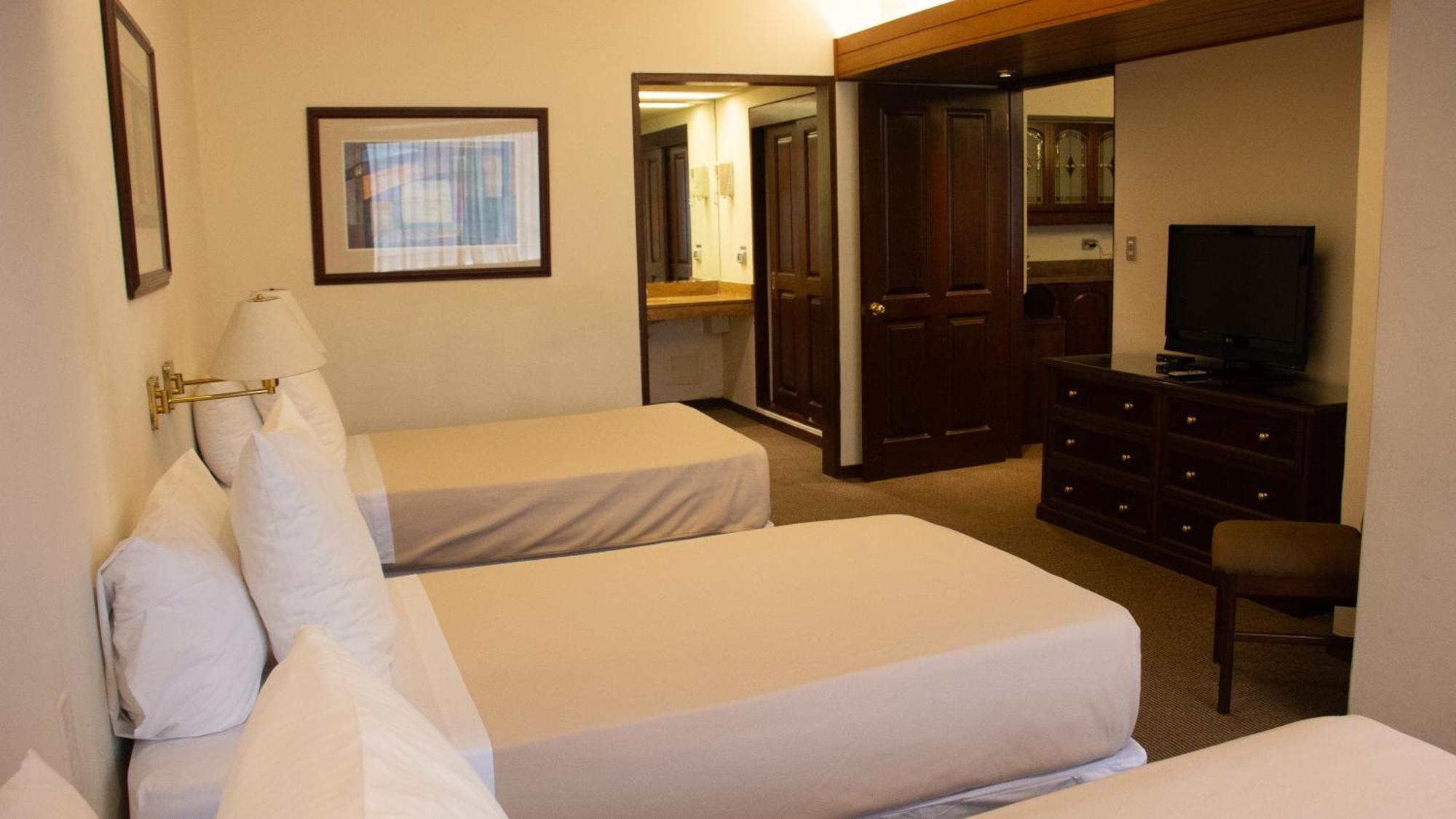 J&A Classic Hotel ليما المظهر الخارجي الصورة