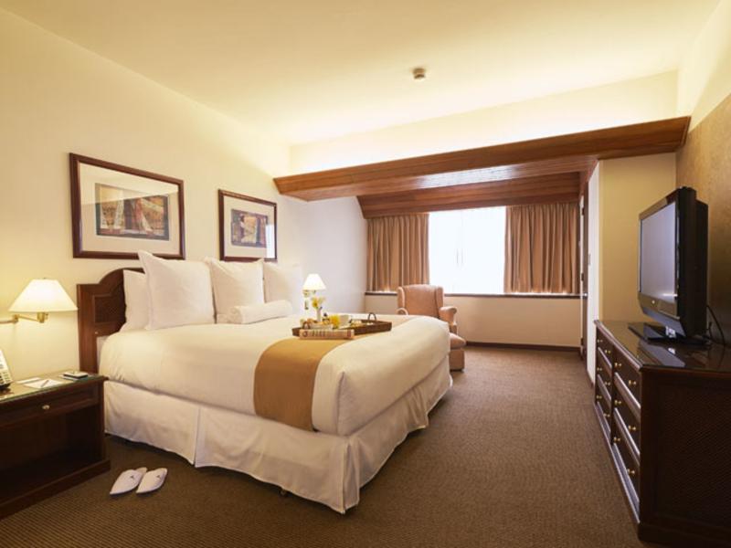 J&A Classic Hotel ليما المظهر الخارجي الصورة A room at the Fairmont Banff Springs Hotel